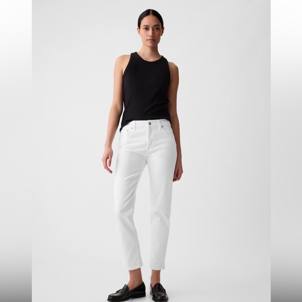 Gap White Mid Rise Girlfriend Jeans